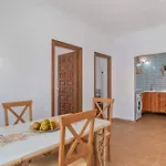 Cerca Del Pueblo Con Piscina Compartida Parking Y Jardin Privado דירה קוניל דה לה פרונטרה