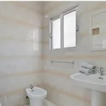 Lejlighed Cerca Del Pueblo Con Piscina Compartida Parking Y Jardin Privado