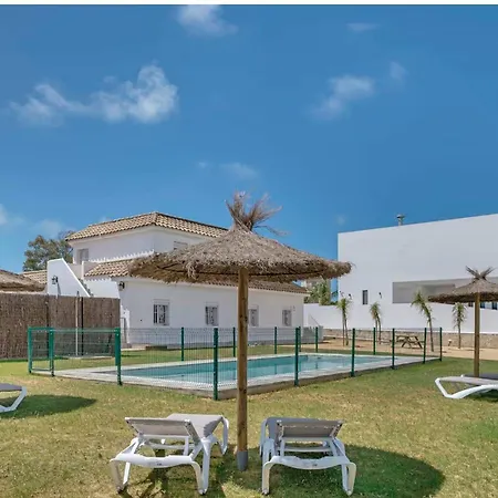 Cerca Del Pueblo Con Piscina Compartida Parking Y Jardin Privado Lejlighed *