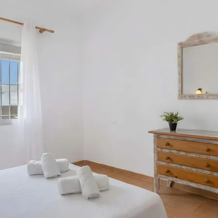 Cerca Del Pueblo Con Piscina Compartida Parking Y Jardin Privado Апартаменты