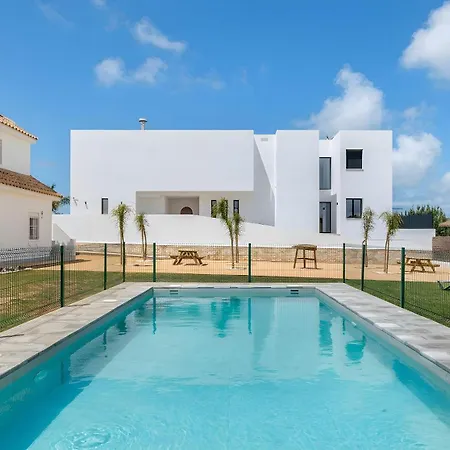 Appartamento Cerca Del Pueblo Con Piscina Compartida Parking Y Jardin Privado