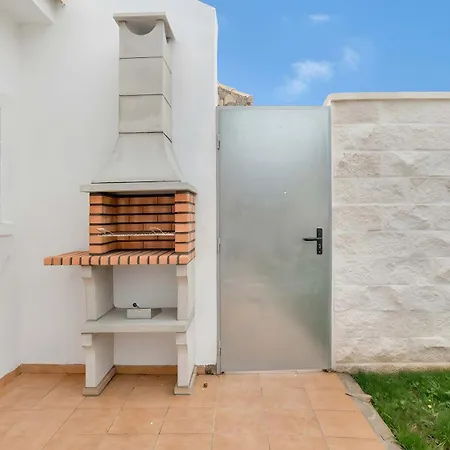Cerca Del Pueblo Con Piscina Compartida Parking Y Jardin Privado * Conil De La Frontera