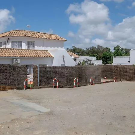 Cerca Del Pueblo Con Piscina Compartida Parking Y Jardin Privado Appartamento *