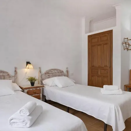 公寓 Cerca Del Pueblo Con Piscina Compartida Parking Y Jardin Privado 科尼尔-德拉弗龙特拉