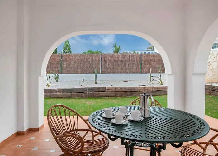 Cerca Del Pueblo Con Piscina Compartida Parking Y Jardin Privado * 科尼尔-德拉弗龙特拉