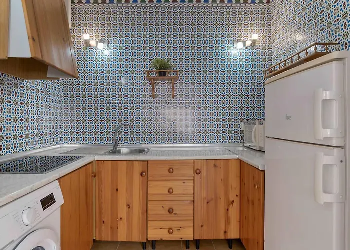 公寓 Cerca Del Pueblo Con Piscina Compartida Parking Y Jardin Privado