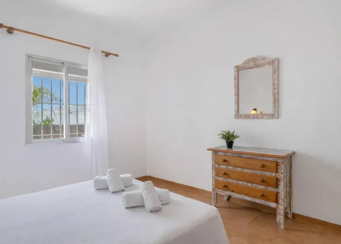 Cerca Del Pueblo Con Piscina Compartida Parking Y Jardin Privado 公寓 *