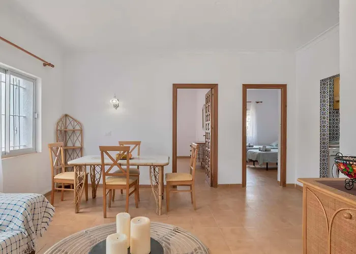 Cerca Del Pueblo Con Piscina Compartida Parking Y Jardin Privado شقة كونيل ذي لا فرونتيرا